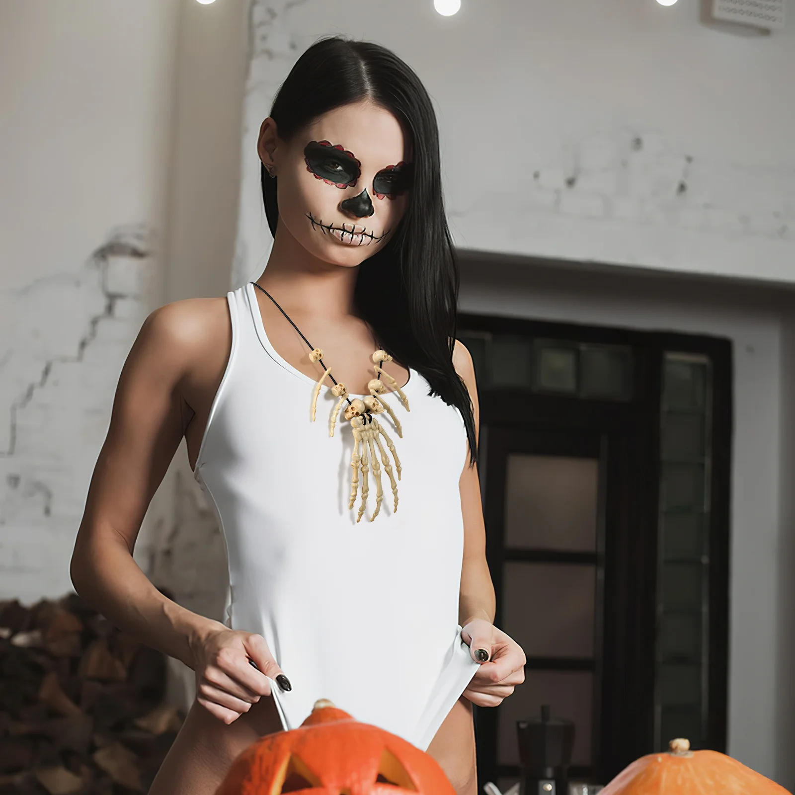 

Bone Necklace for Women Adult Costume Choker Beige Halloween Amosfun Skull Pendant