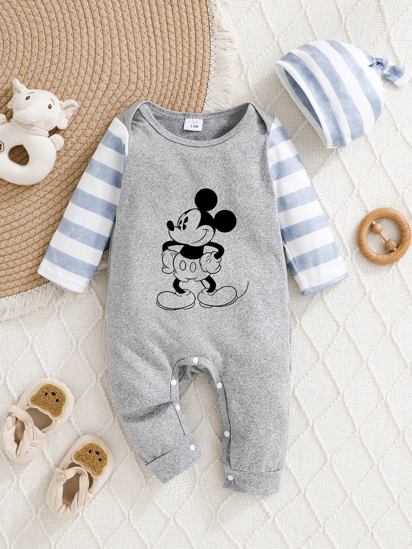 

【Официально авторизовано】 Детский комбинезон с капюшоном Disney Mickey Mouse | Нежная и мягкая ткань, полосатый принт на рукавах