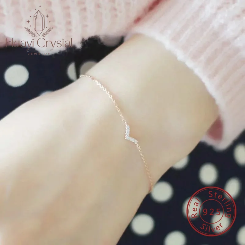 

Trendy S925 sterling silver plated 14K gold bracelet V-shaped niche design 520 for girlfriend hand jewelry