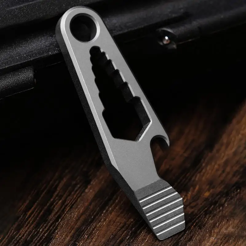 Titanium Bottle Opener Small Titanium Alloy Beer Opener Multifunctional Tool Women Men Pocket-Sized Bottle Opener for Beverages