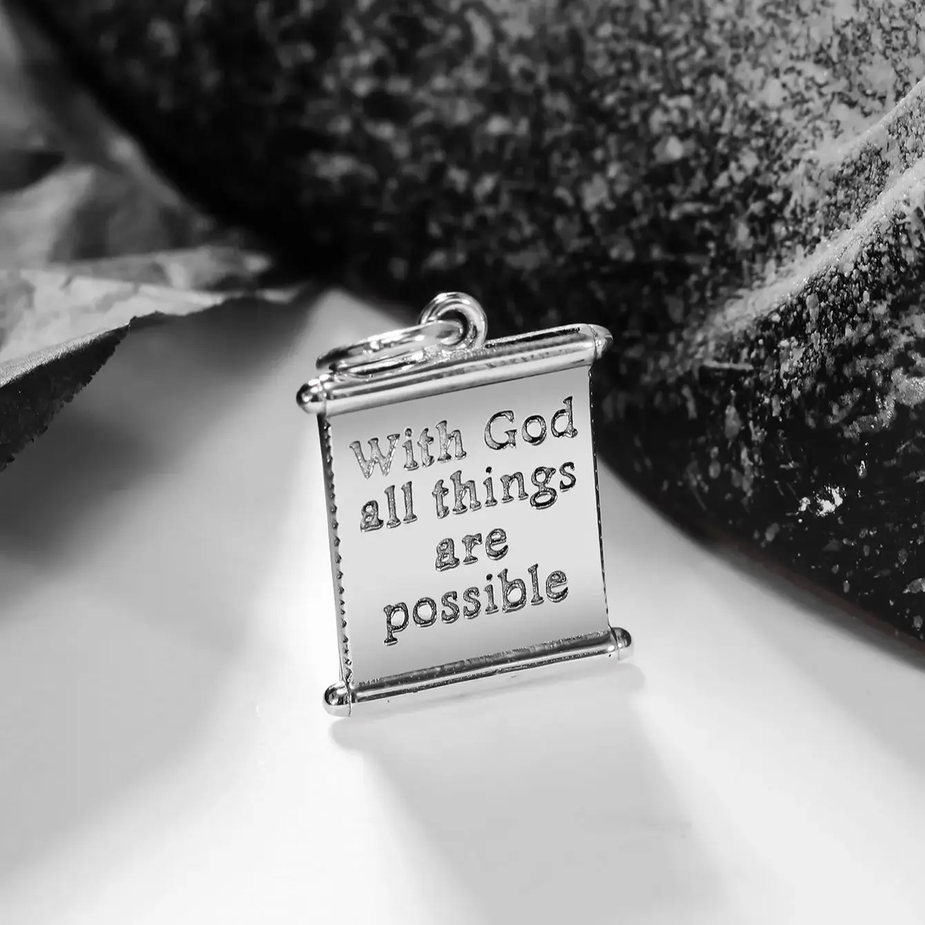 

DJ034 genuine 925 sterling silver exquisite fashion DIY silver jewelry "Anything is Possible" scroll pendant