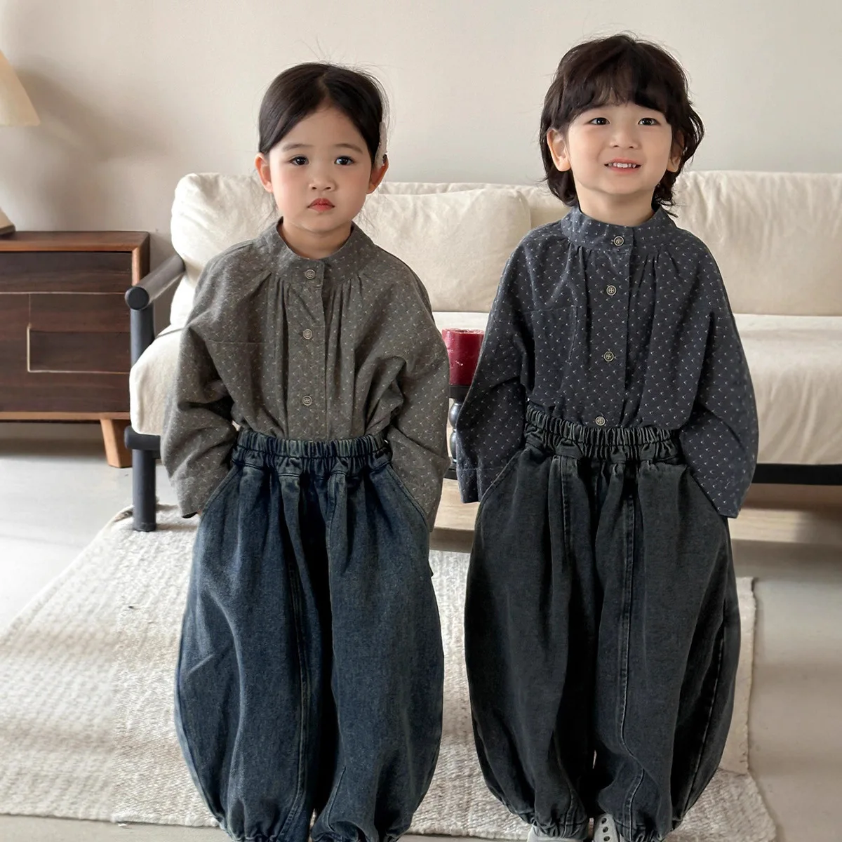 6875 جينز للأطفال 2025 خريف وشتاء جديد للأطفال الأولاد جينز وبنطلون مريح بأرجل بنطلون بناتي