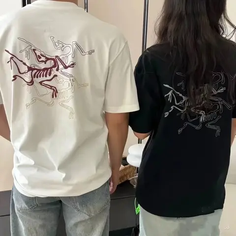 남성 티셔츠 트렌디 브랜드 인쇄 순수 코튼 느슨한 반팔 아메리칸 크루 넥 남성과 여성 커플 탑 오토바이