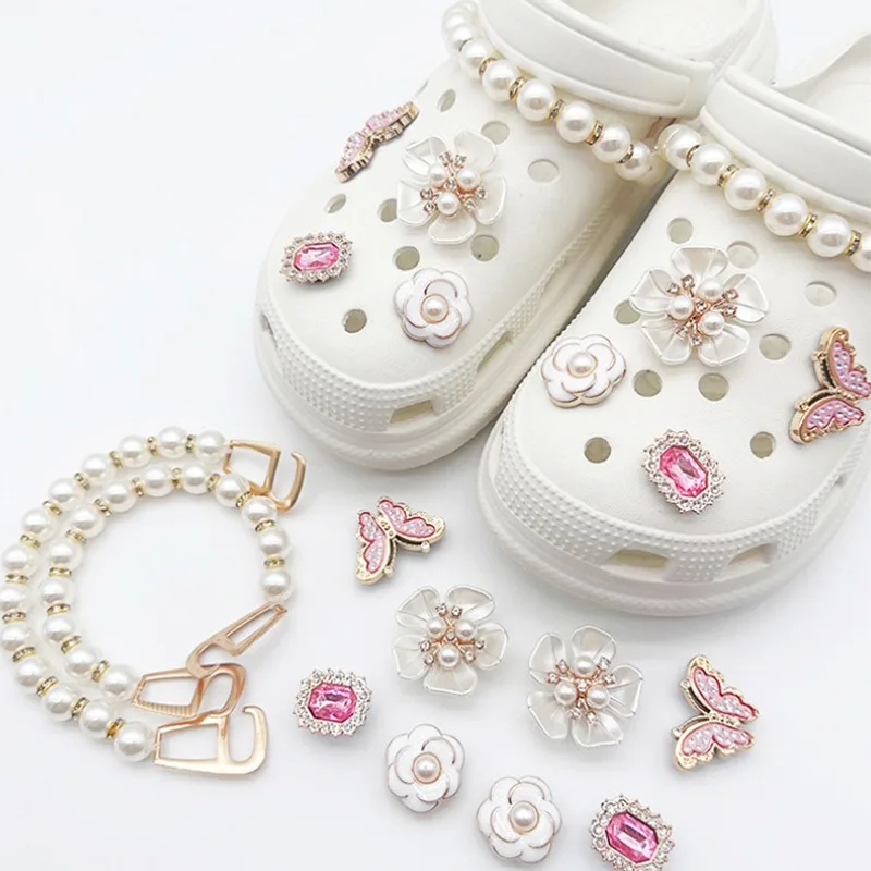 

10 шт., набор подвесок для обуви, аксессуары, пряжка для обуви с отверстиями, летняя цепочка с бриллиантами и бабочкой, жемчужная цепочка, украшения для обуви «сделай сам»