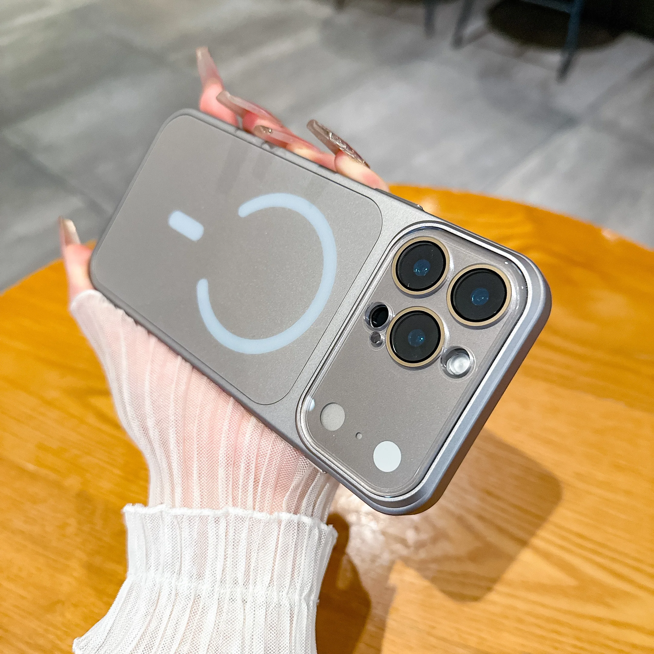 [تحويل حافظة iPhone 17 على الفور] حافظة هاتف مغناطيسية لهاتف iPhone 17 Pro Max 13 14 15 16 غطاء شحن لاسلكي عالي الجودة