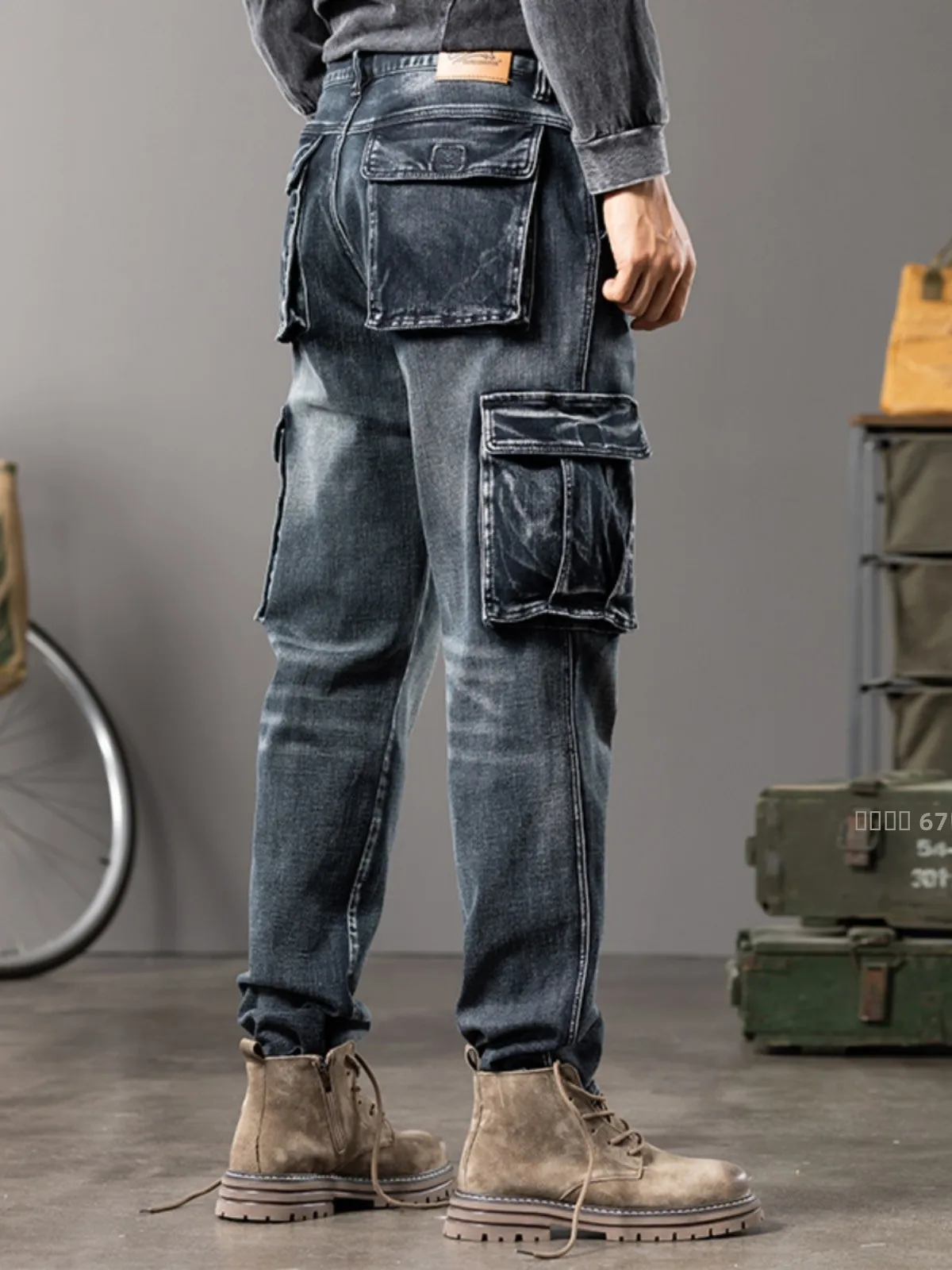 

Американские ретро-джинсы для мужчин: прямые, стильные, осенне-зимние, с множеством карманов, свободного кроя, больших размеров, широкие штанины, модные, для мотоциклистов