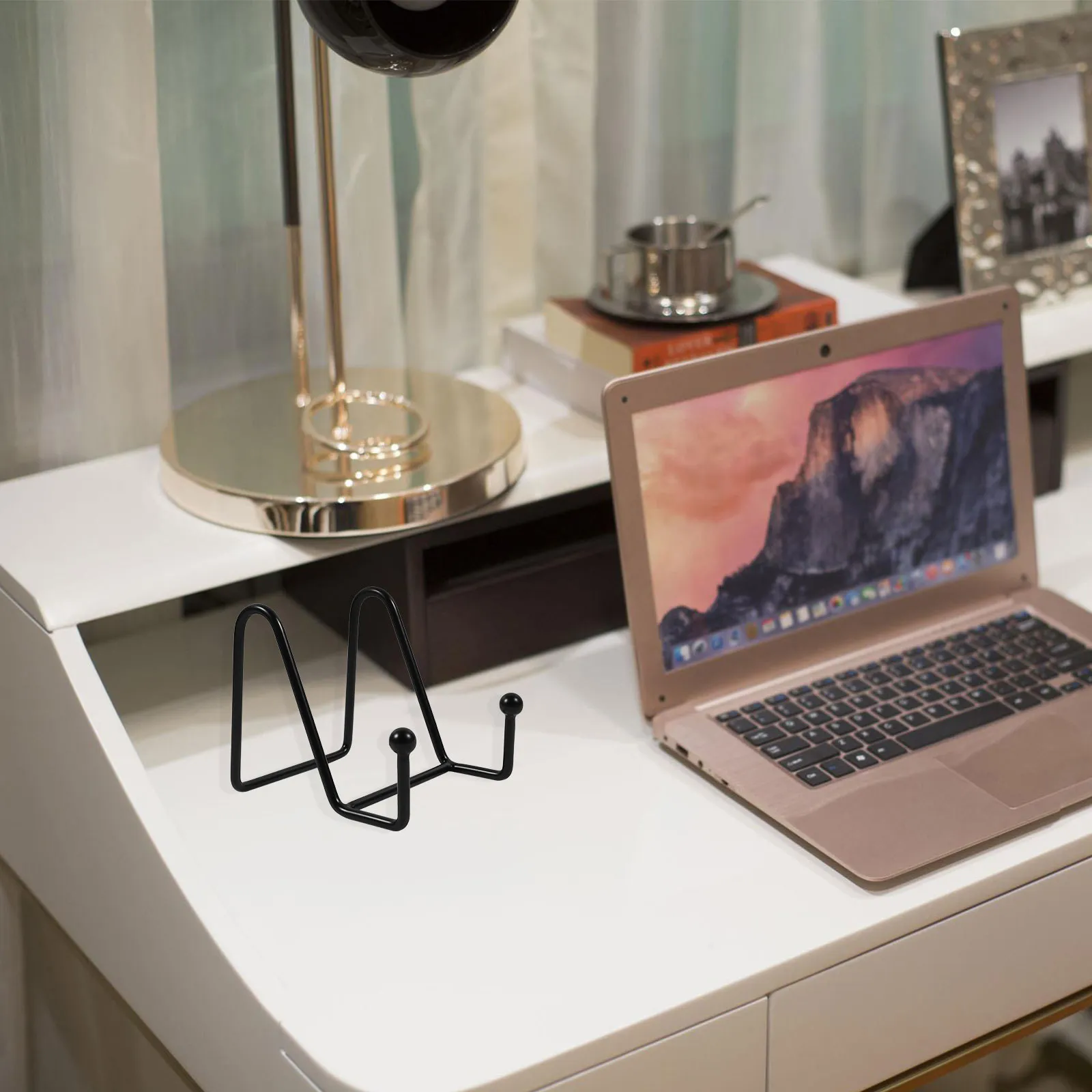 2Pcs Metal Display Rack Sturdy Folding Desktop Display Stand for Photos Books Plates Home Decor Creative Dish Holder Fine