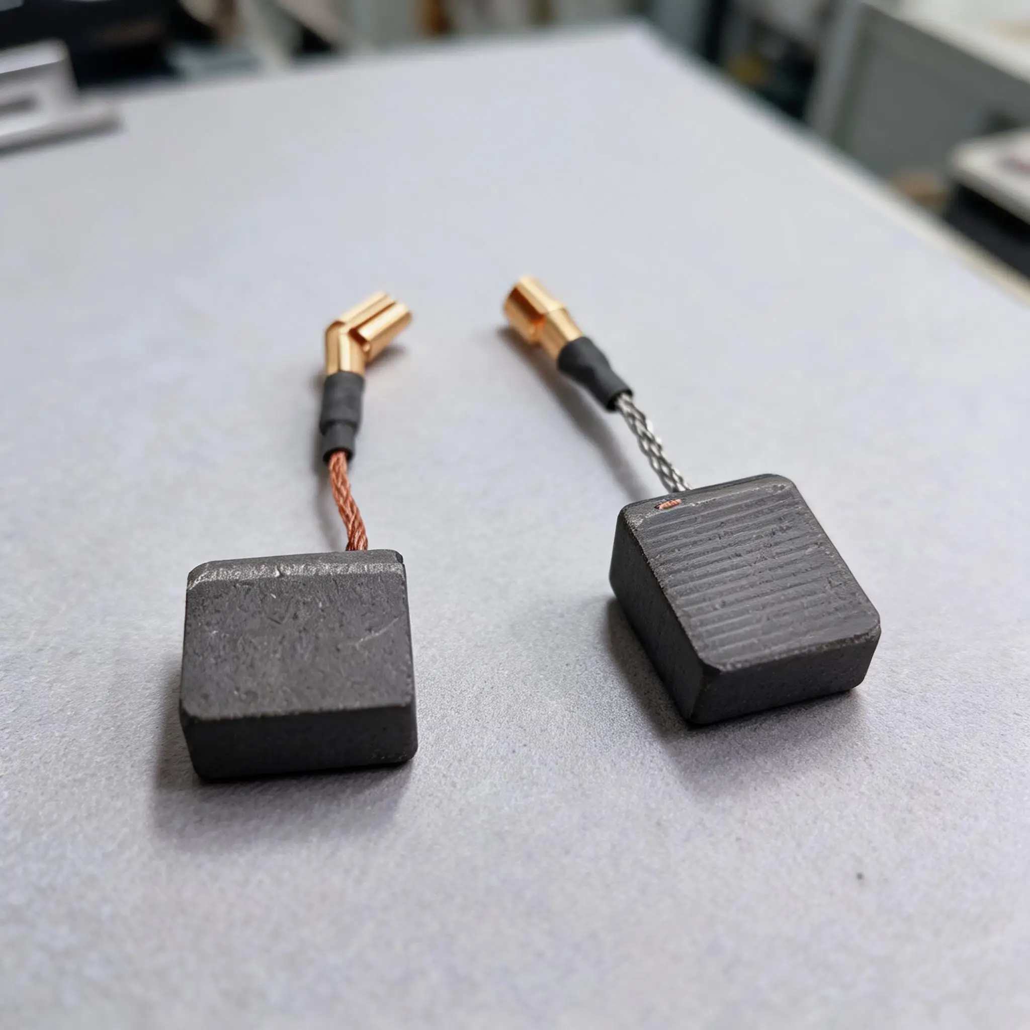 2Pcs Carbon Brush Replacement For N257540 NA121485 DWE8300S Angle Grinder Motor Repair Parts Power Tool Accessories