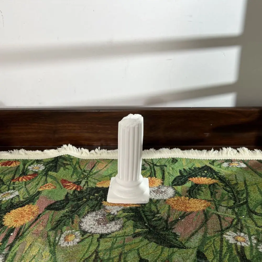 

Luxury Roman Column Ring Stand Exquisite White Gypsum Vintage Plaster Ring Holder Jewelry Display Stand European Style