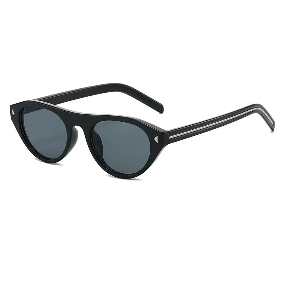 2026 Neue heiße kleine Cat-Eye-Sonnenbrille für Damen – Vintage Dreieck-Nieten-Cateye-Sonnenbrille für elegante Damen in Leoparden- und Schwarztonen