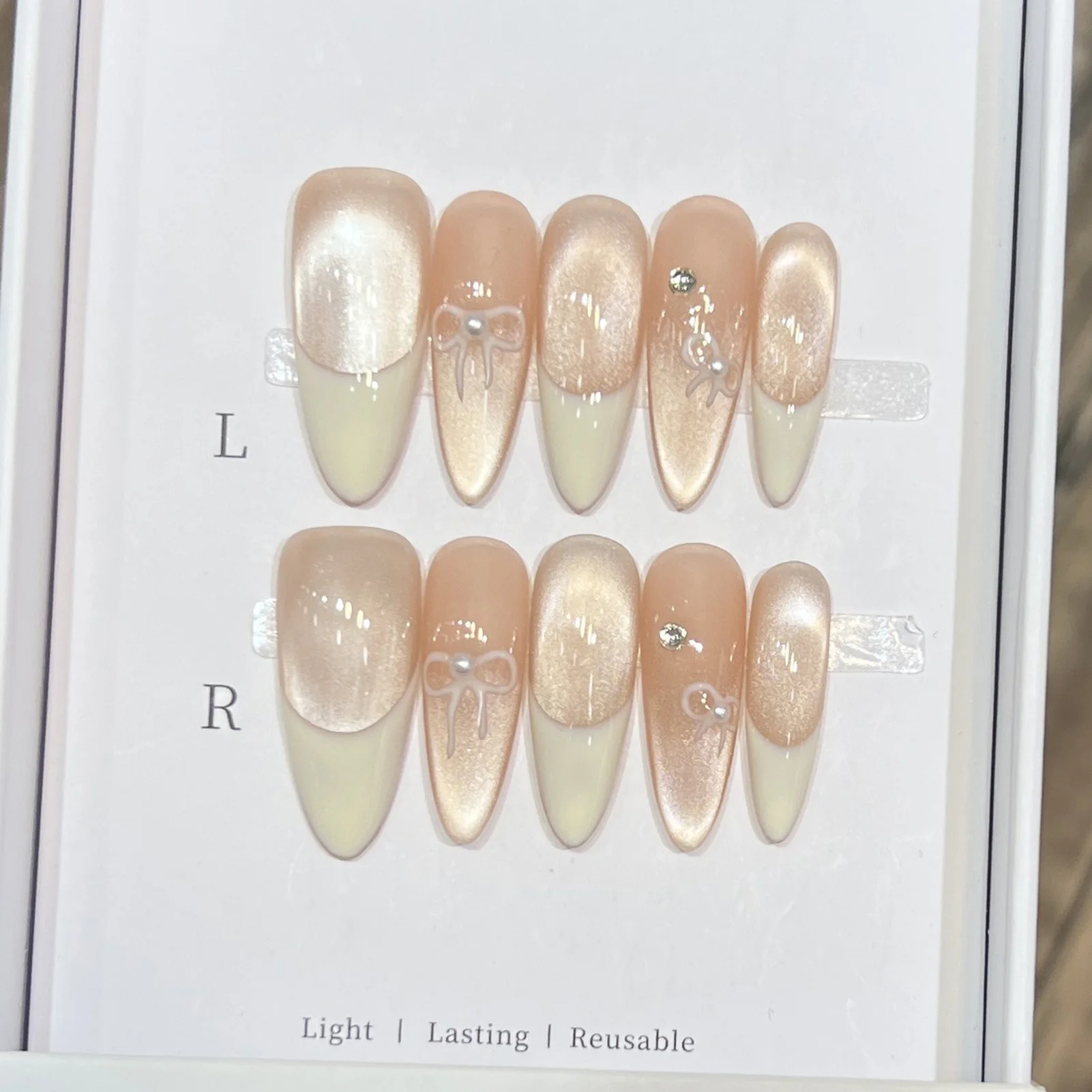 Handmade Simple Nude Glass Cat's Eye False Nails Charming Bow Press On Nails 10pcs Long French Gentle Fake Nails Almond Wearable