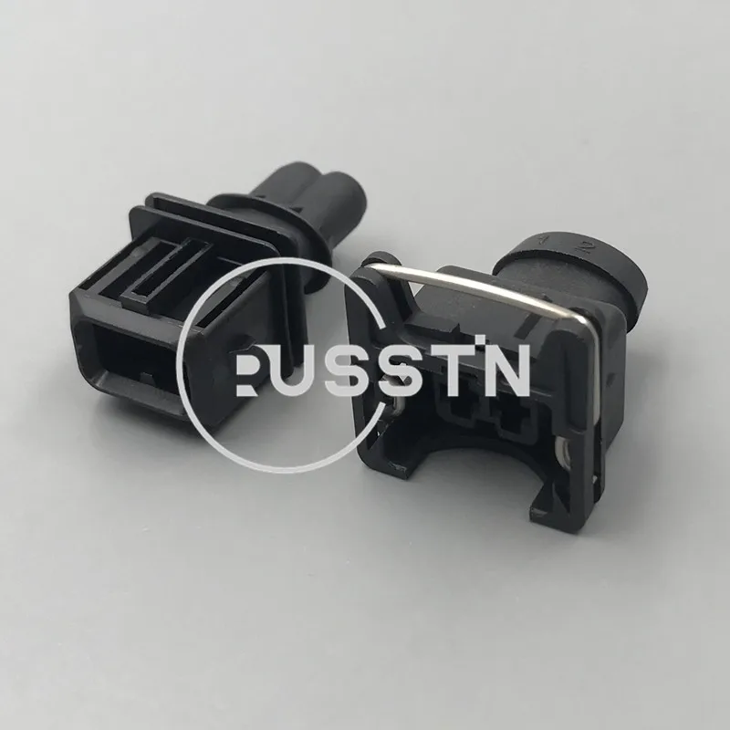 

1 Set 2 Hole 3.5mm EV1 Style Auto Fuel Injector Type Automotive Socket AC Assembly For VW Audi 827551-3 / 828657-3 106462-1