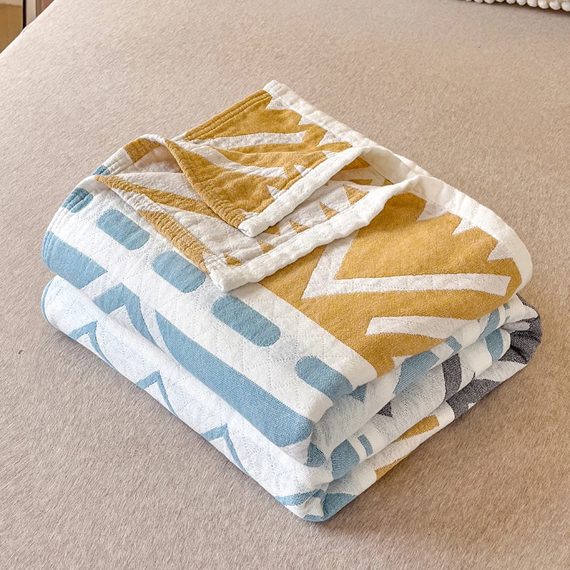 

Japanese-style Washed Cotton Towel Quilt - 3-Layer Gauze Thin Summer Cooling Blanket for Office Nap & Sofa Throw