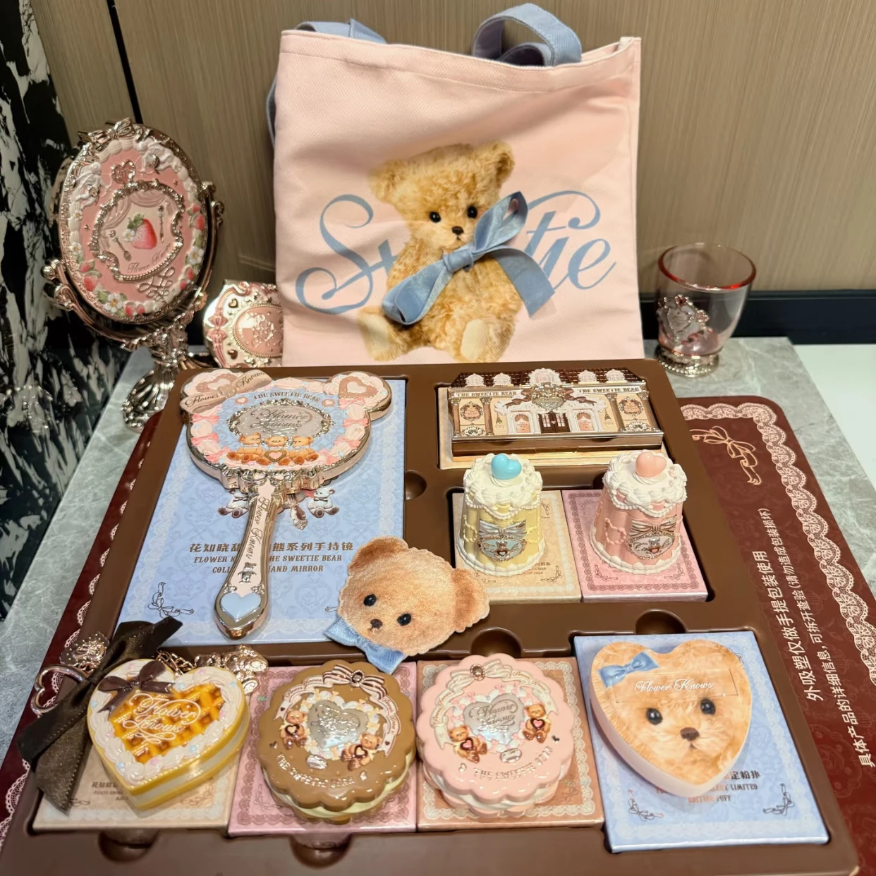 Flower Knows Pop Up Store Limited Edition Sweetie Bear Eyeshadow Blush Lip Jelly and Mirror Cute Xmas Makeup Gift Set for Girls