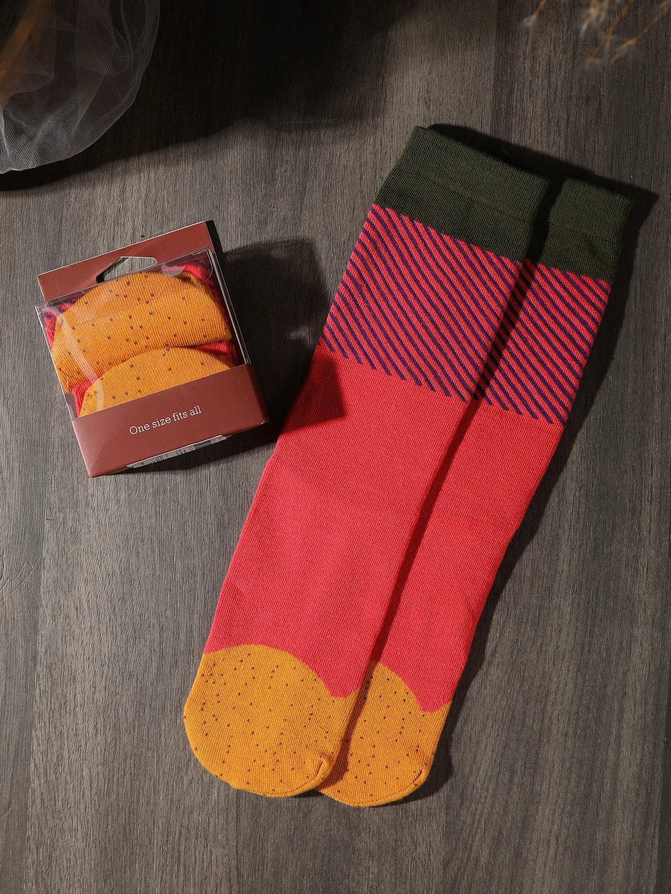 زوج واحد من جوارب منتصف الساق للرجال والنساء، مبتكرة وممتعة، جوارب صندوق هدايا بوريتو المكسيكية الملونة، نمط عصري أوروبي وأمريكي، هدية جديدة كاجوال للحفلات، عيد الميلاد، سانتا كلوز، نمط الخريف والشتاء، نمط مناسب لجميع المواسم، نمط لطيف وممتع