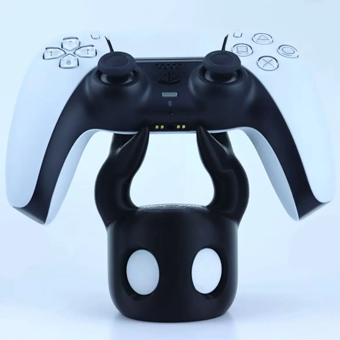 Hollow Action Figure Toy Model Knight Game Handle  Game Controller Bracket Display Frame Computer Desktop Decoration