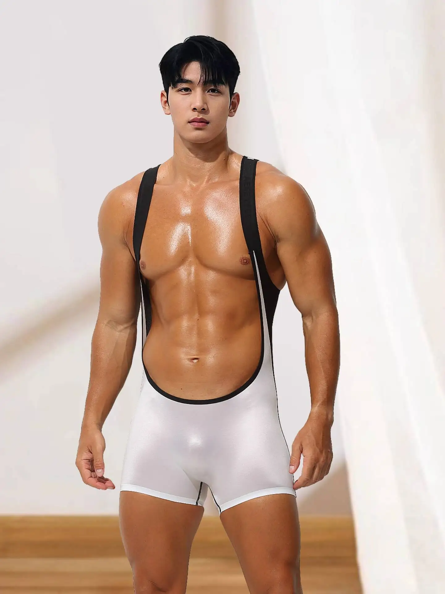 الصيف الأبيض انظر من خلال مثير Bodycon Playsuit رومبير الرجال الساتان أكمام أزياء المنزل بذلة #3