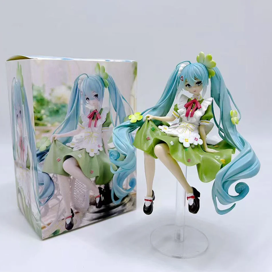 재고 있음 애니메이션 15cm 클로버 앉은 자세 골프 그린 드레스 PVC 액션 피규어 모델 인형 장식 발렌타인데이 선물