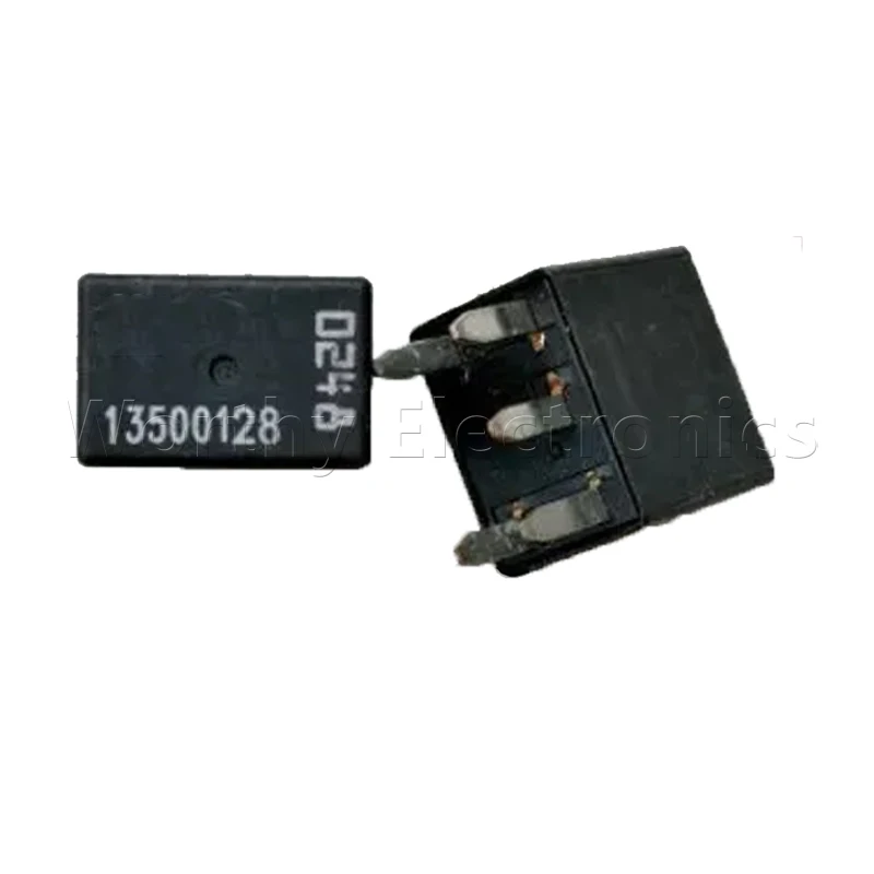 

Free shipping 10pcs/lot relay 12VDC 30A 5PIN 13500128