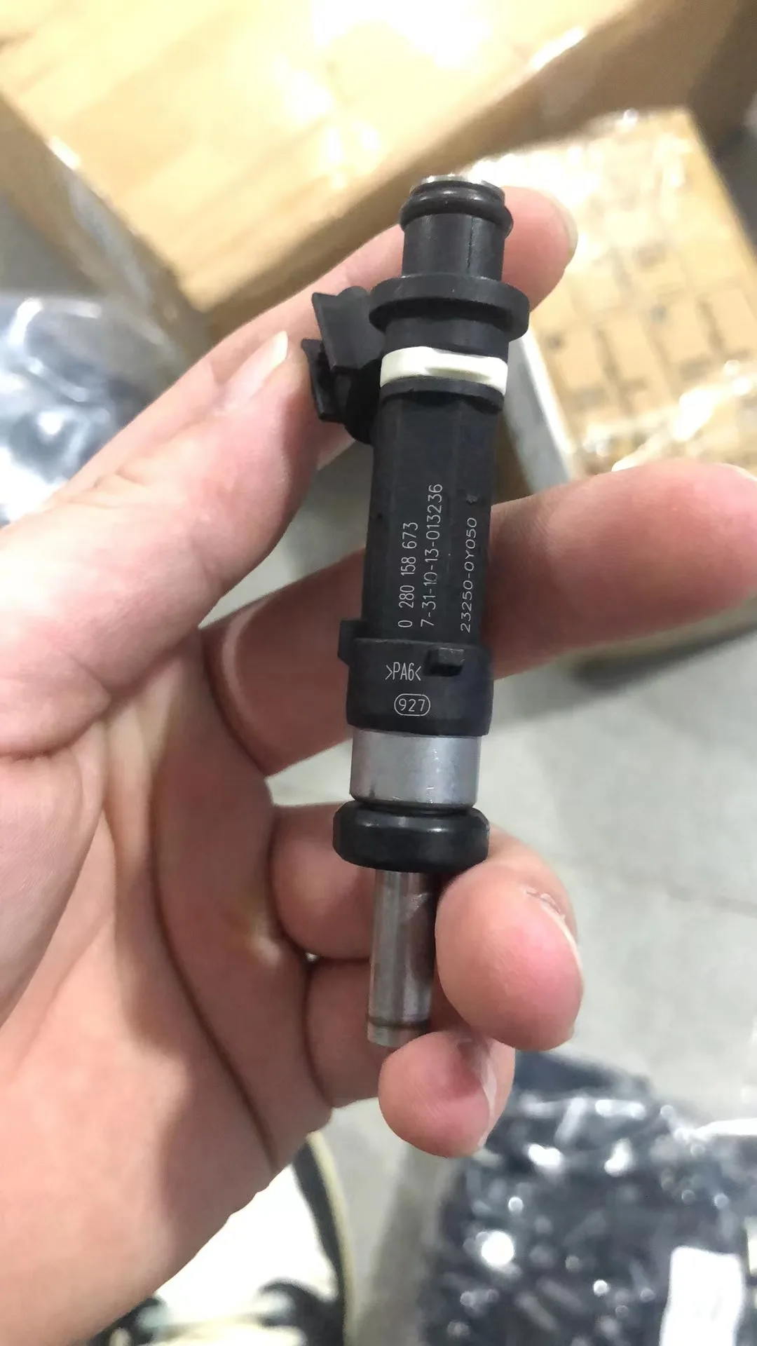 Injetor de combustível original de 16 unidades 0280158673   23250-0Y050 para peças de motor automotivo Toyota Yaris Prius