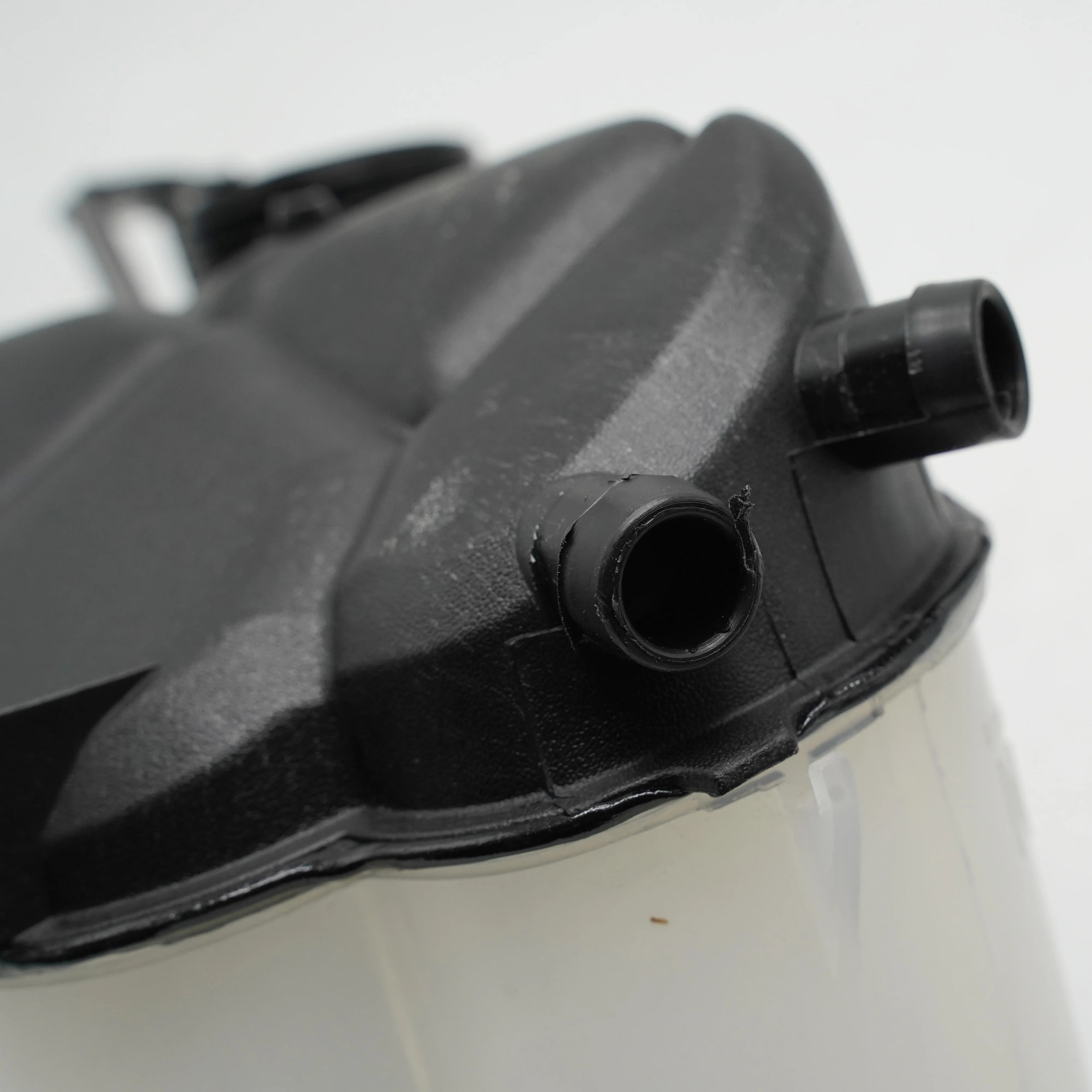 PER VOLVO V60 XC60 XC70 S60 S80 2.5L L5 L6 3.0L 3.2 Bottiglia di acqua del liquido di raffreddamento Serbatoio di recupero Espansione 31200320   2010 2012 2013 auto