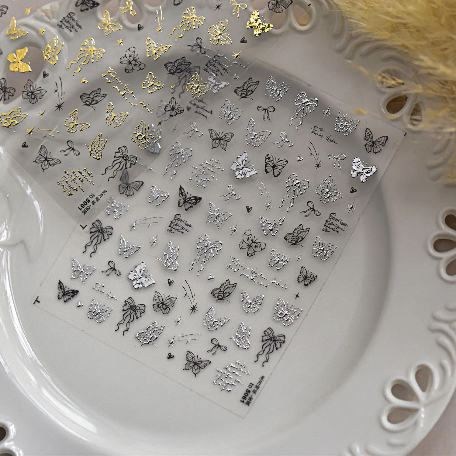 Delicado brillante oro plata negro hueco mariposa cinta arco adhesivo pegatinas para decoración de uñas calcomanías manicura adornos finos