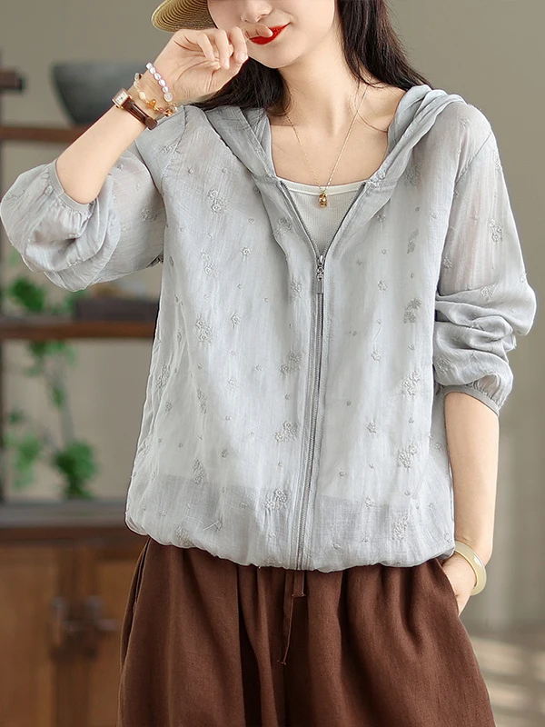 เสื้อแจ็คเก็ตมีฮู้ดปักลายสไตล์เรโทร น้ำหนักเบา ป้องกันแสงแดด สำหรับผู้หญิง ใส่สบาย ทรงหลวม ช่วยให้ดูผอมลง สไตล์ลำลอง มีซิป เหมาะสำหรับฤดูร้อน