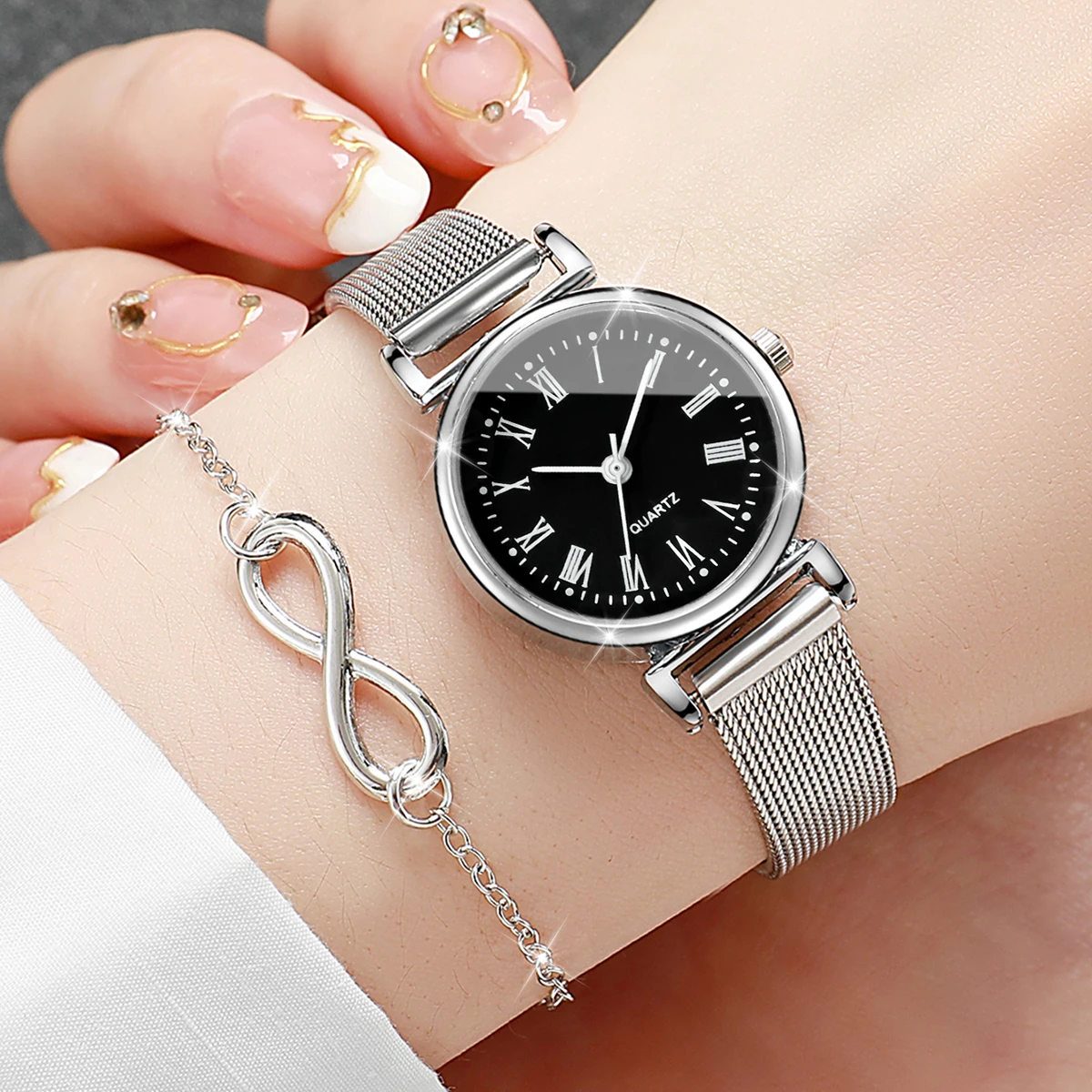 4PCS/Set Fashion Women Watches Roma Dial Ladies Quartz Watch Silver Mesh Band Wristwatches Bracelets（Box Not Included ）