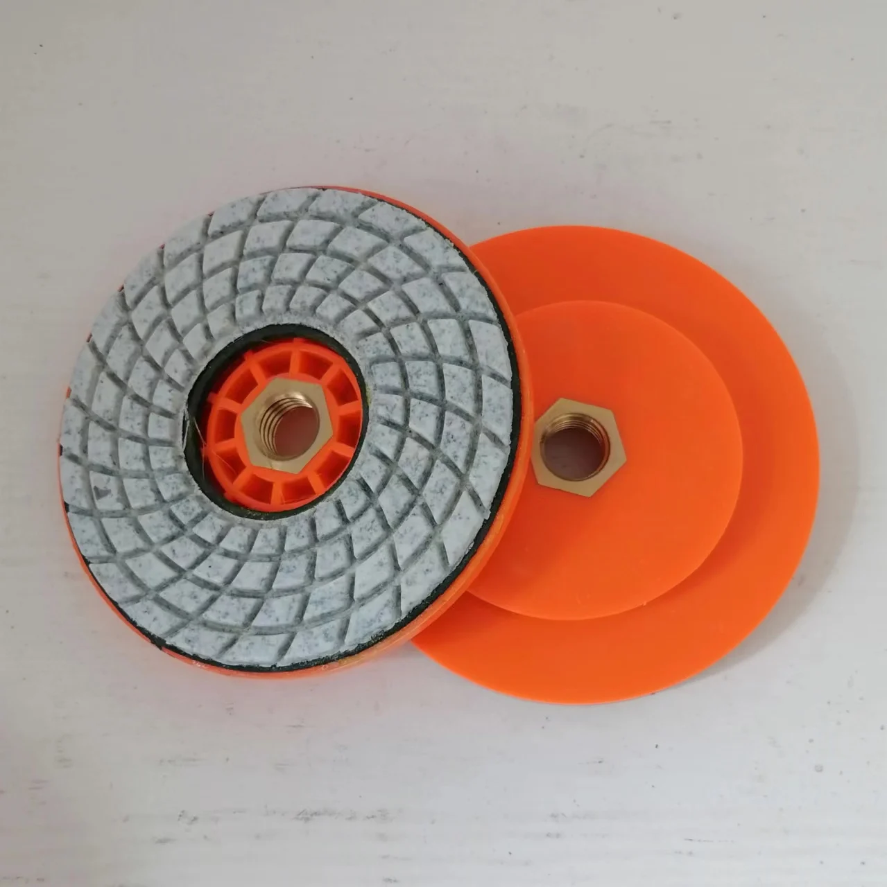 

4“100 mm Abrasive Plastic Snail Lock Diamond Wet Polishing Pad Sanding Disc For Stone Quartz Marble Granite Concrete Grinding