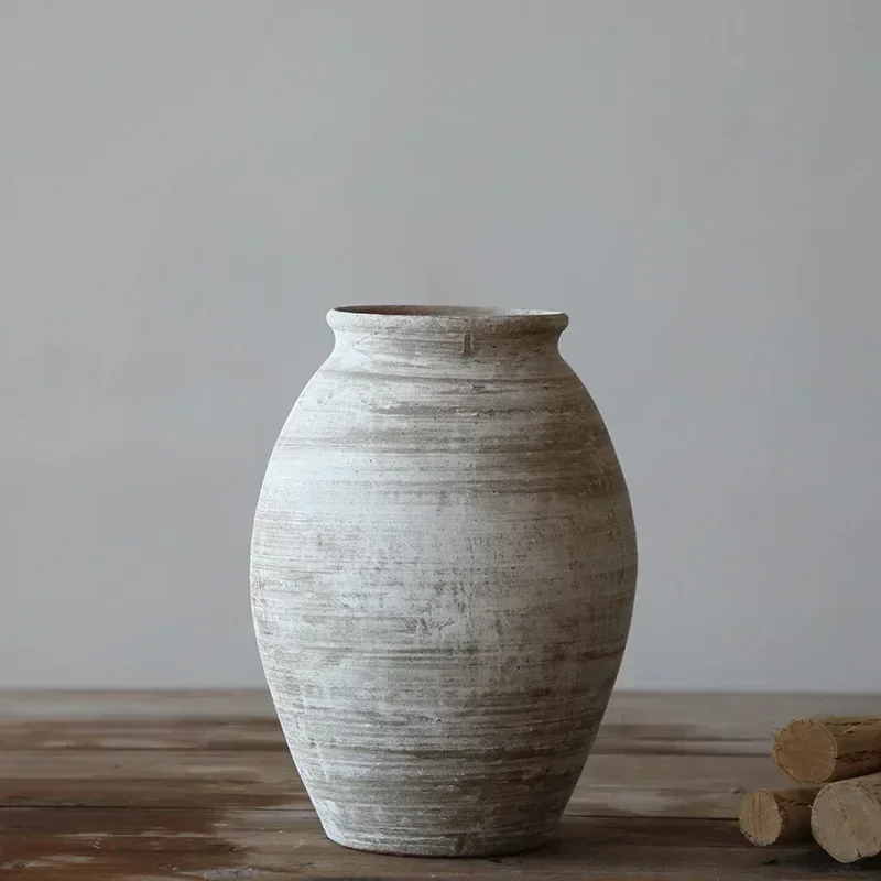-Literary and artistic retro coarse pottery and flower ware, silent pottery jars, earthen pottery, dried flower vases, handmade