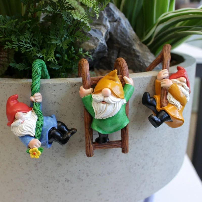 

3pcs Cute Mini Climbing Gnome Garden Resin Statue Home Decor Flower Pot Dwarf Statue Outdoor Garden Decoration Accessories New