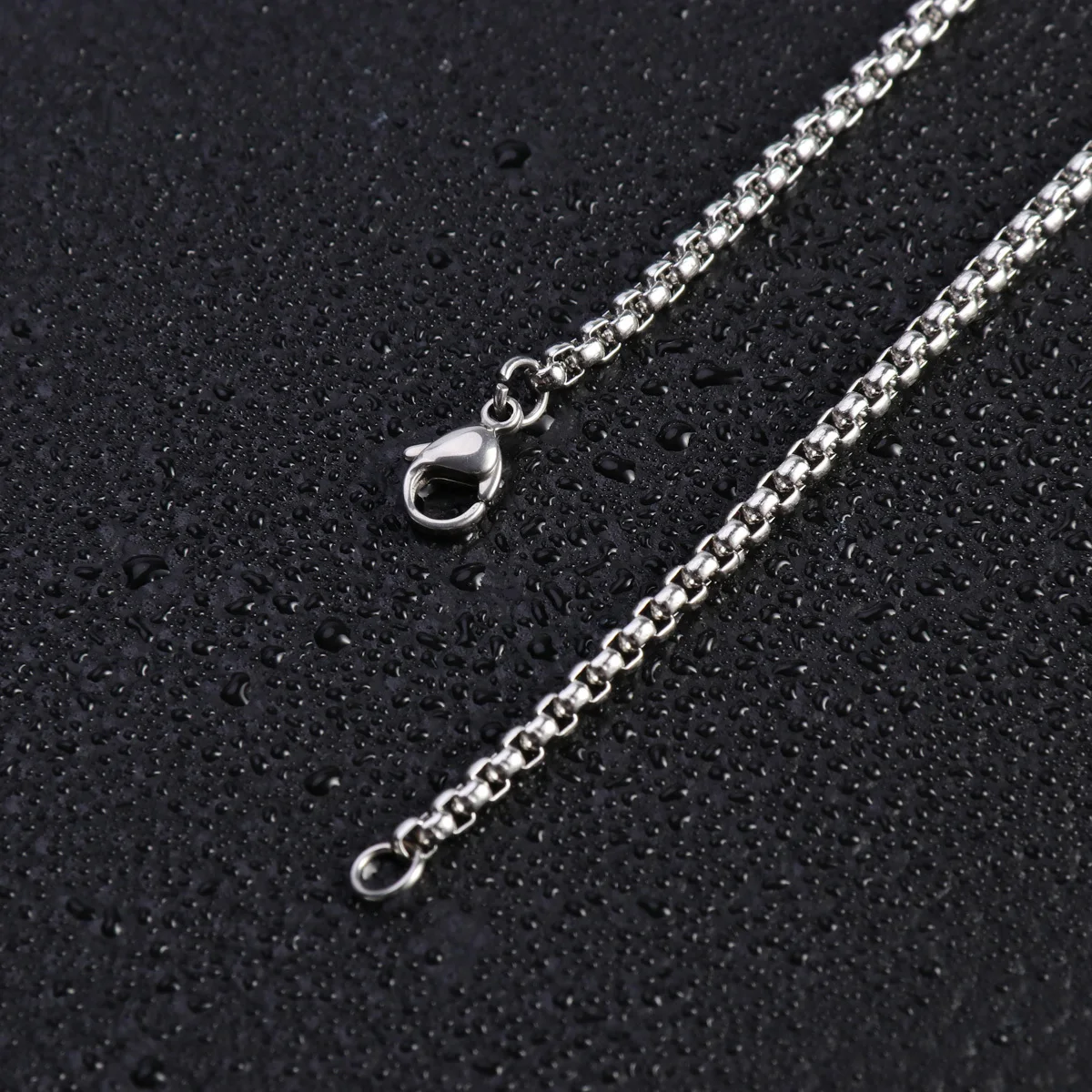 

Titanium Steel Sea Turtle Pendant Necklace Durable Creative Turtle Jewelry Gift for Friends Accessory