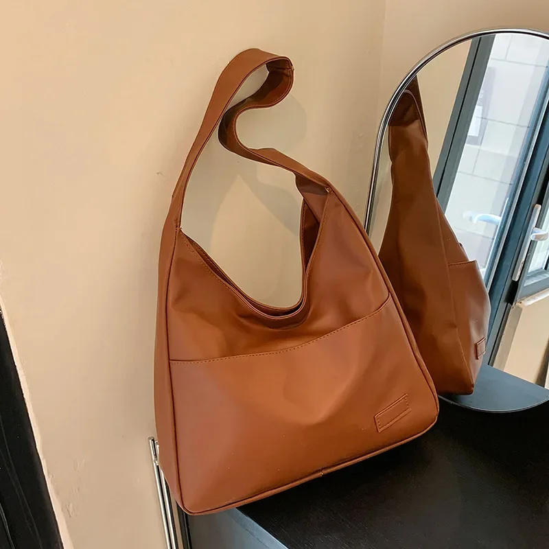 Bolso de hombro Bolso retro de gran capacidad para mujer 2025, nuevo bolso de mano artístico simple y moderno, bolso de hombro artístico informal