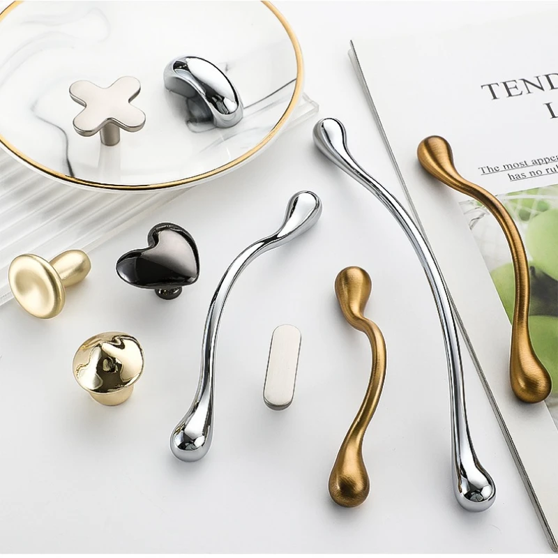 Light Luxury French Cabinet Handle Creative Children's Room Drawer Gold Knob Modern Wardrobe Door Handle New Shoe Cabinet Handle
