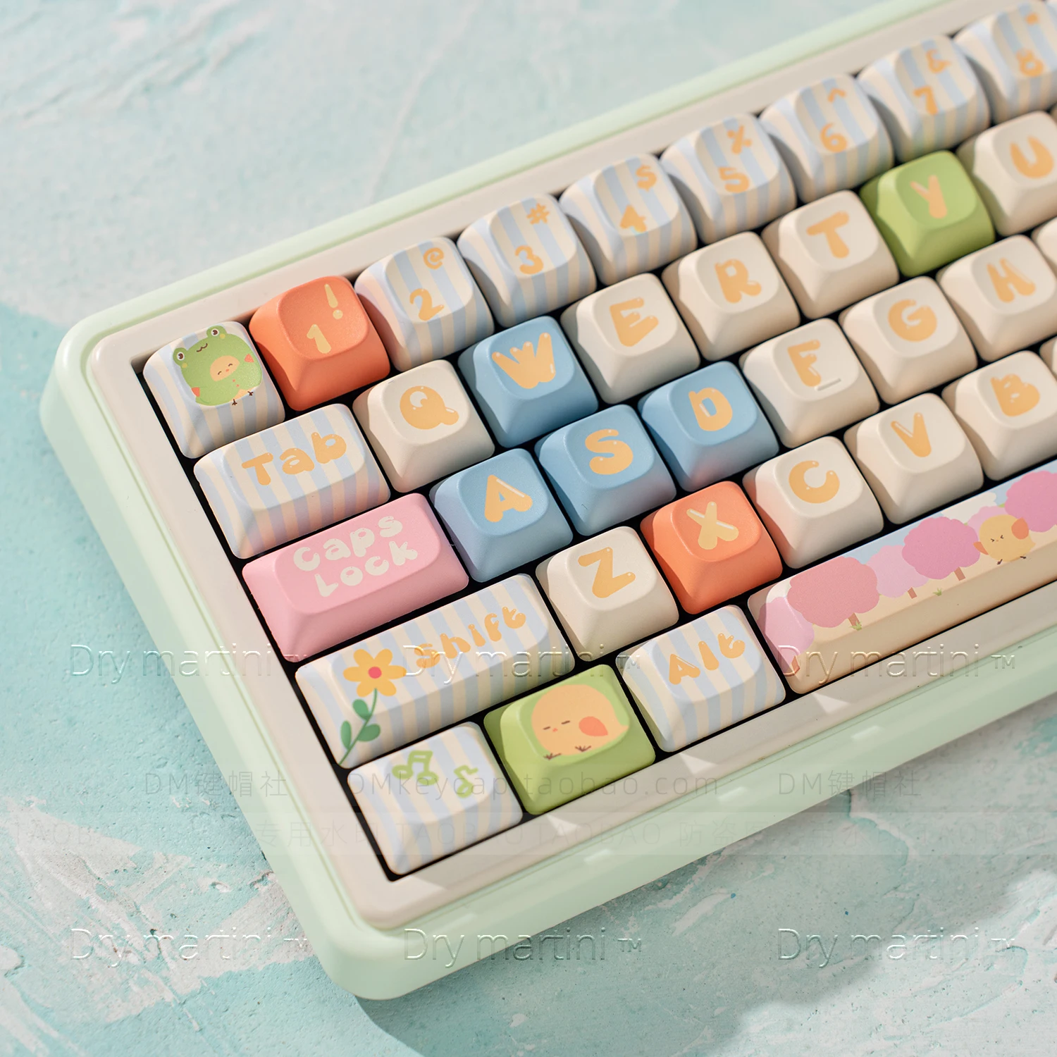 Small yellow chicken hand-painted wind keycap MOC ball cap PBT cute round hot sublimation 68 75 84 87 98 108 etc