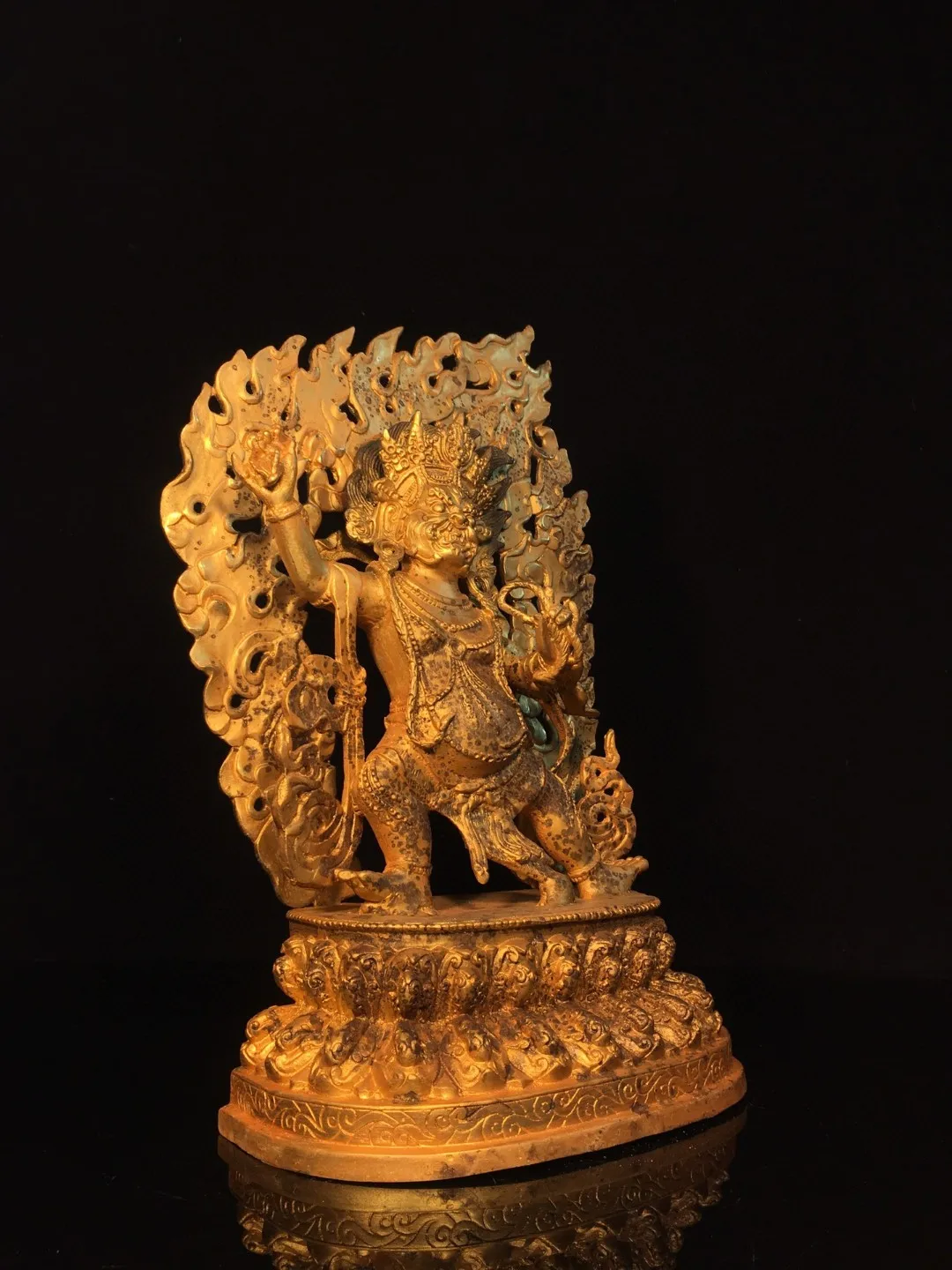 Tibetan old brass gilded backlight filth vajrapani Buddha ornaments home hall supplies 34cm