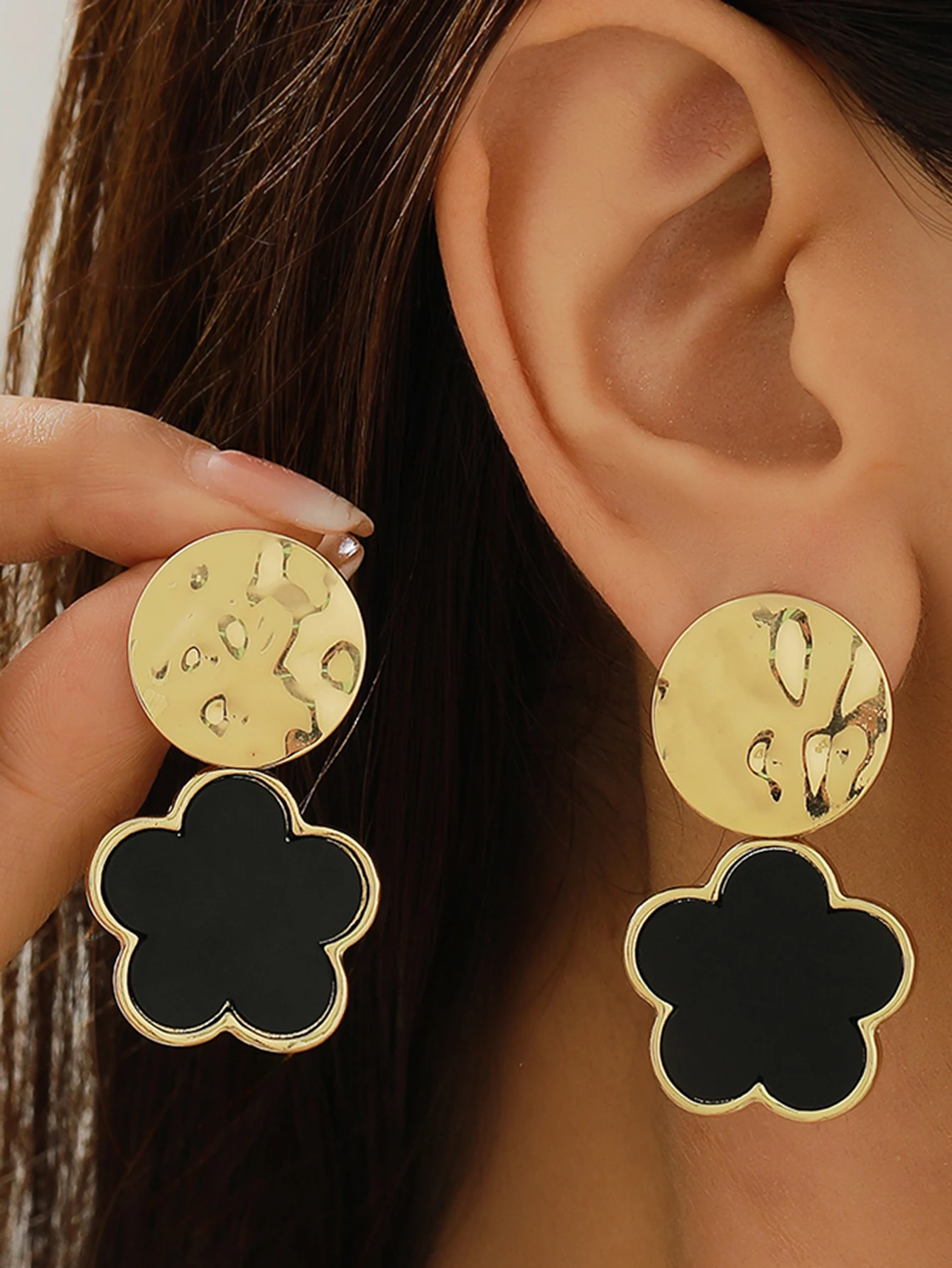 1 Pair Lucky Four Leaf Clover Design Geometric Dangle Earrings