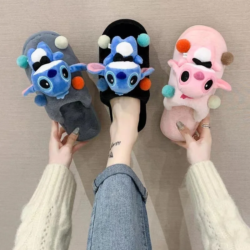 

2024 New real photos Angel stitch Women's winter plus size Outwear Home Couples Feet Feeling pink warm Slippers women sandals