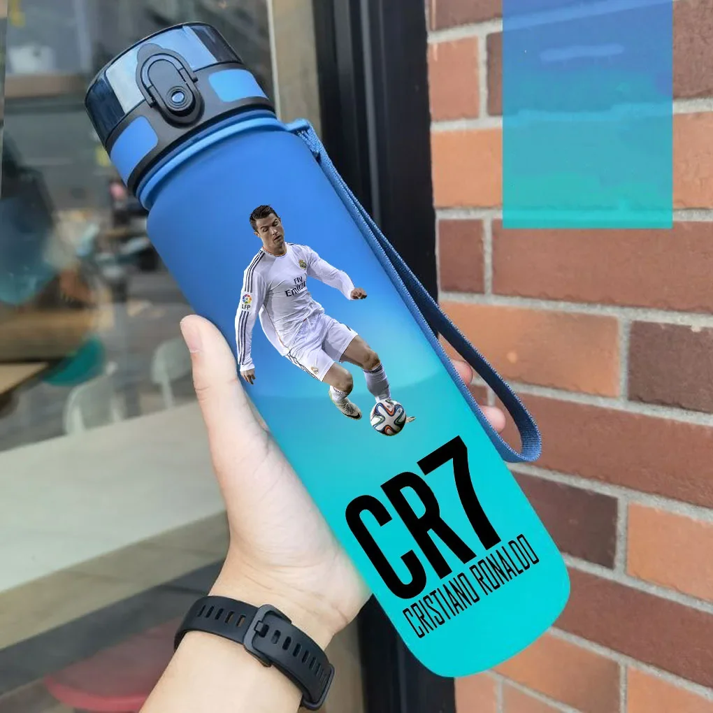 keeppley Cristiano Ronaldo Sport-Wasserflasche, auslaufsicher, bunter Kunststoffbecher, zum Trinken, für Outdoor-Reisen, tragbar, für Fitnessstudio, Fitness, Krüge, Geschenk 7