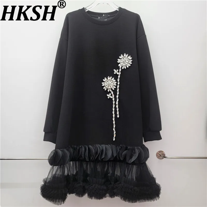 

HKSH Autumn Winter New Women Sweatshirt O-Neck Pullover Studded Diamonds Patchwork Mesh Ruffled Sweet Elegant Chic Dress HK15605