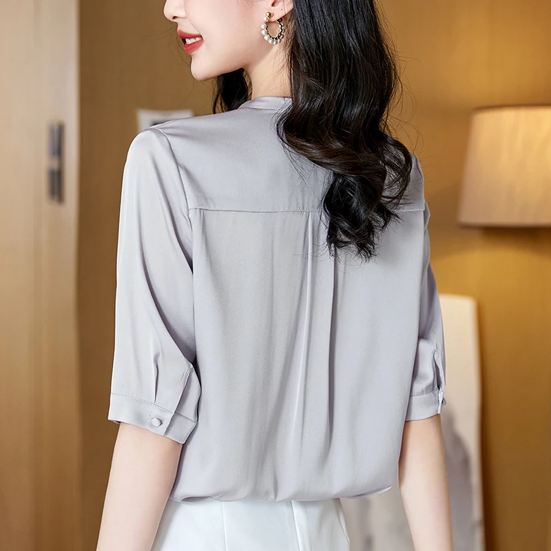 

Новая женская блузка из натурального шелка, летняя элегантная рубашка с V-образным вырезом, свободный крой, рукав до локтя, однотонная, для офиса