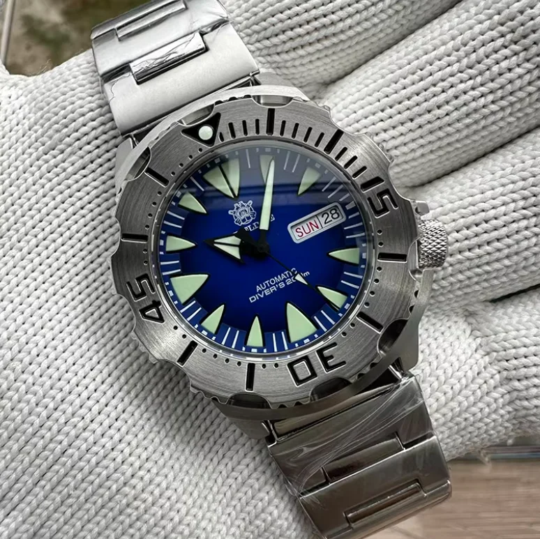 STEELDIVE Men Automatic Watch 42.2mm Mechanical Wristwatch Diver 200M Waterproof C3 Luminous Sapphire Mirror NH35 Monster Dial