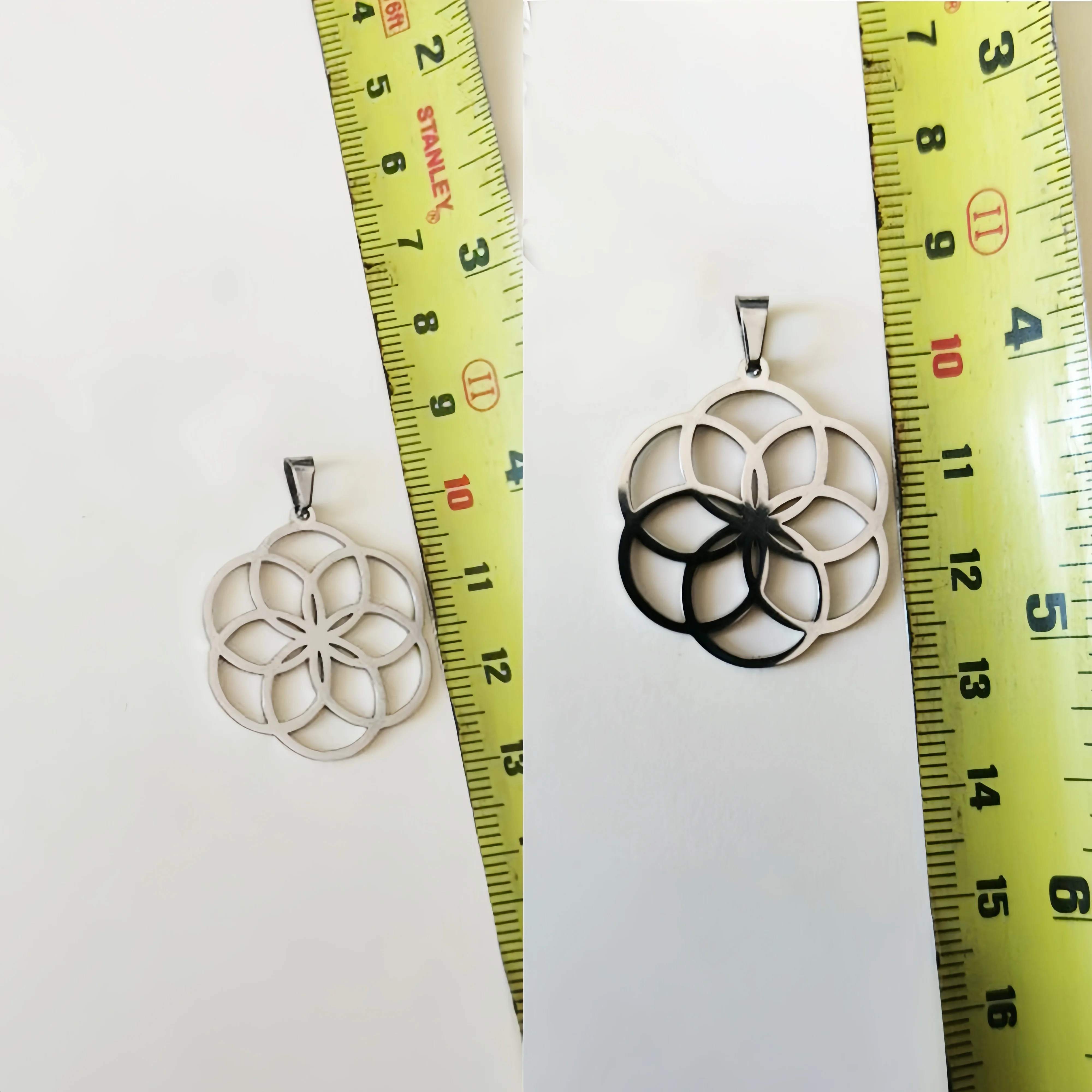 EUEAVAN 5pcs Flower of Life Charms Mandala Pendant Stainless Steel Charm Women Necklace Jewelry Making Accessories Wholesale