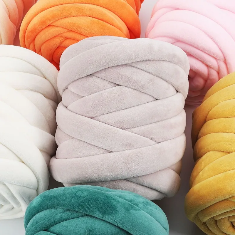 

250g Extra Thick Icelandic Wool Yarn Core-filled Cotton Flannel Cloth Hand-woven Cushion Floor Blanket Cat's Nest Throw Pillow