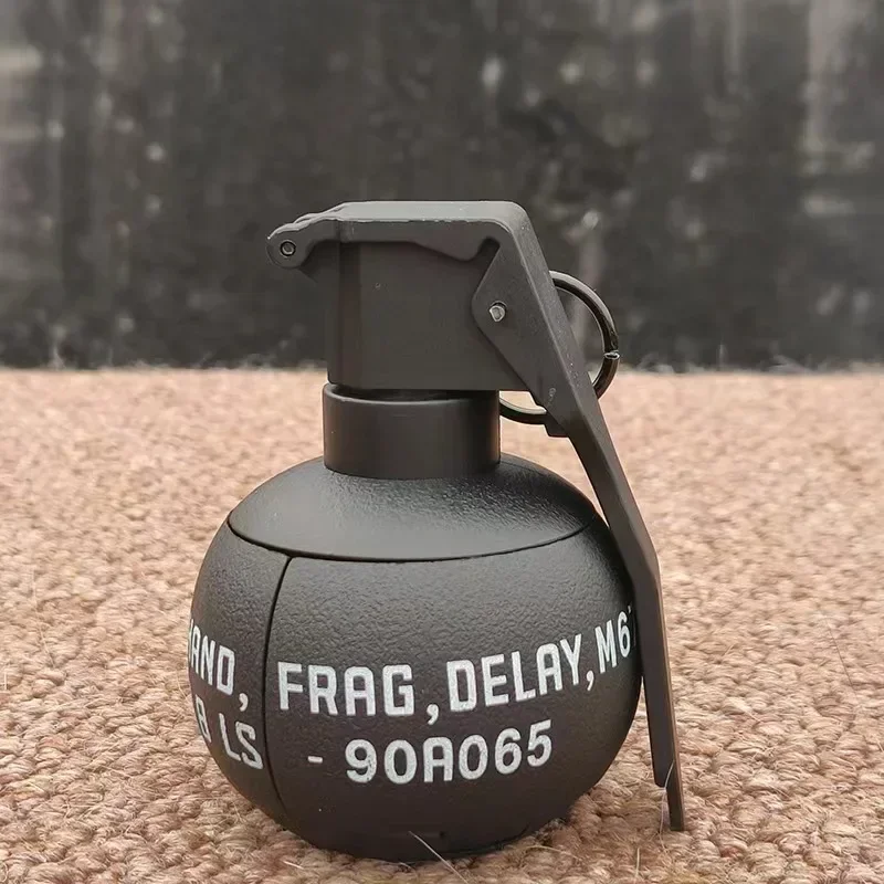 B2pcsM67 قنبلة يدوية نموذج محاكاة قنبلة مائية قنبلة يدوية مزحة لعبة نموذج عسكري سلسلة الصبي هدية عيد ميلاد