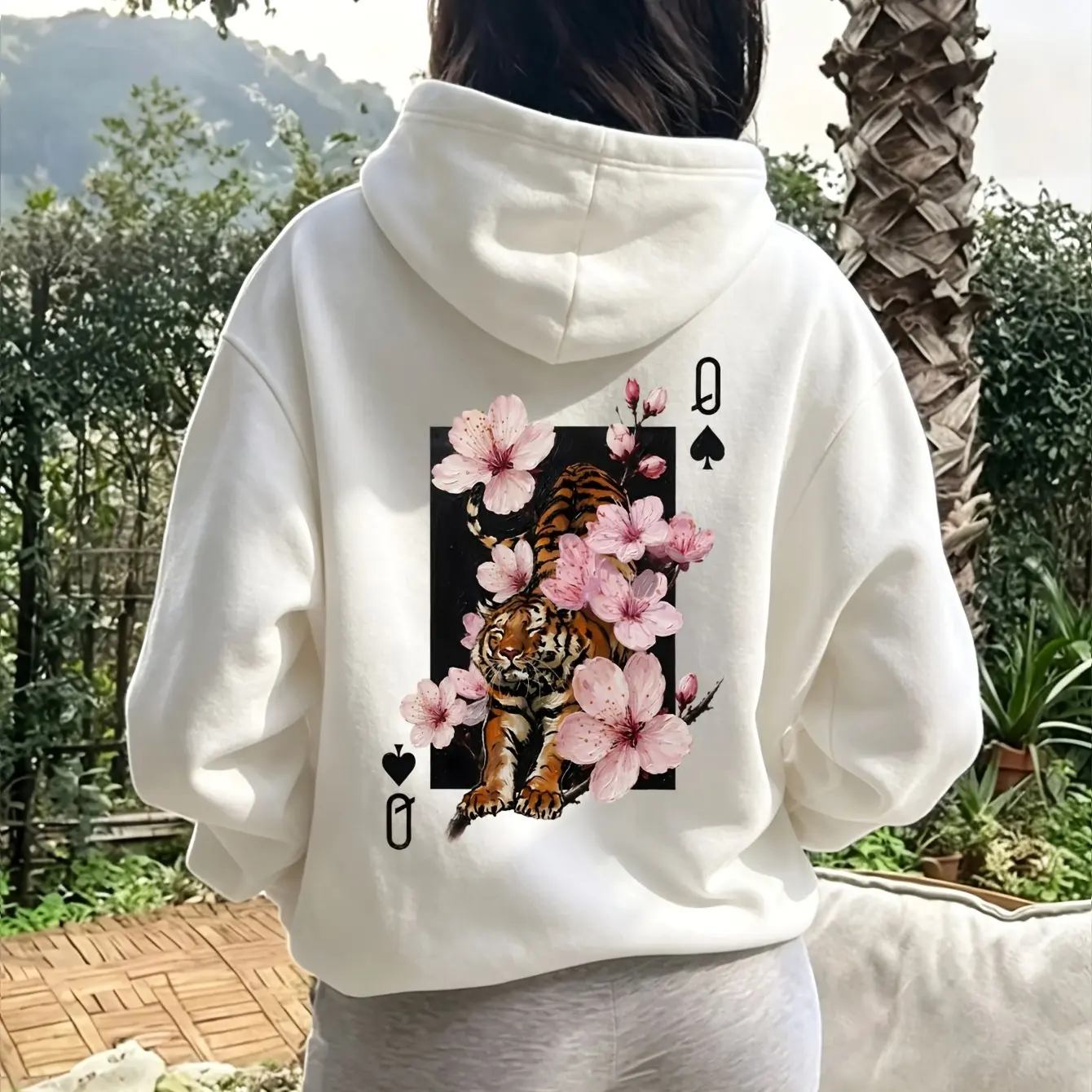 Personalized Dark Spicy Girl Versatile Oriental Element Tiger Print Design Top Fashionable Street Sports Spicy Girl Style