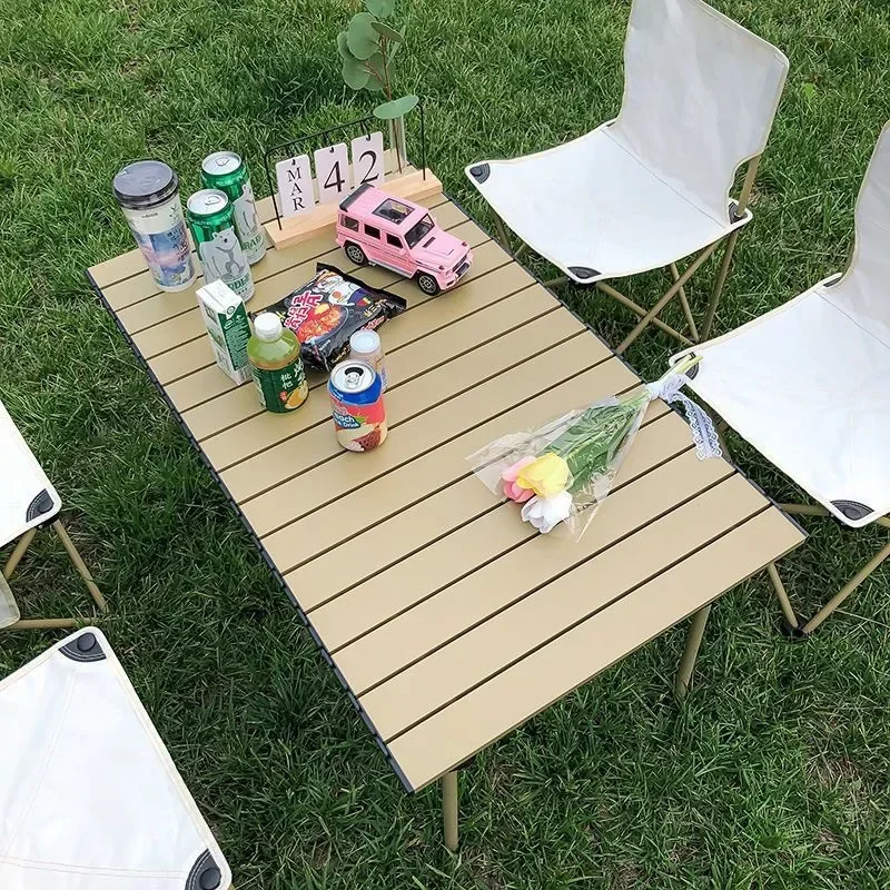 

Folding Table Easy To Install Portable and Foldable, Camping Barbecue Table Sturdy and Durable Suitable for Outdoor Activities