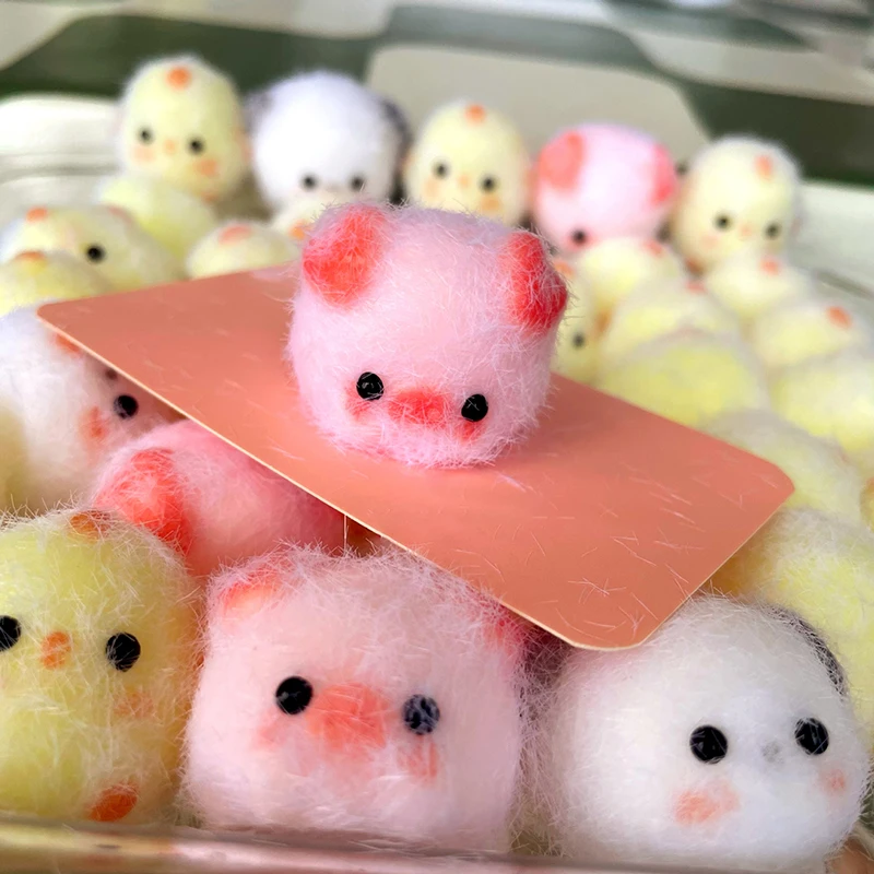 Kawaii Sticky Mini Chick Pig Dog Stress Relief Toy Cute Animal Relief Squeeze Silicone Pinch Toy Keychain Bag Pendant