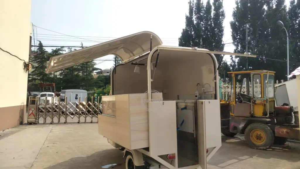 Europe Mobile Electric Adult Tricycle Juice Ice Cream Truck Kiosk Van Beer Bar Tuk Tuk Food Cart for Sale Snacks and Drinks