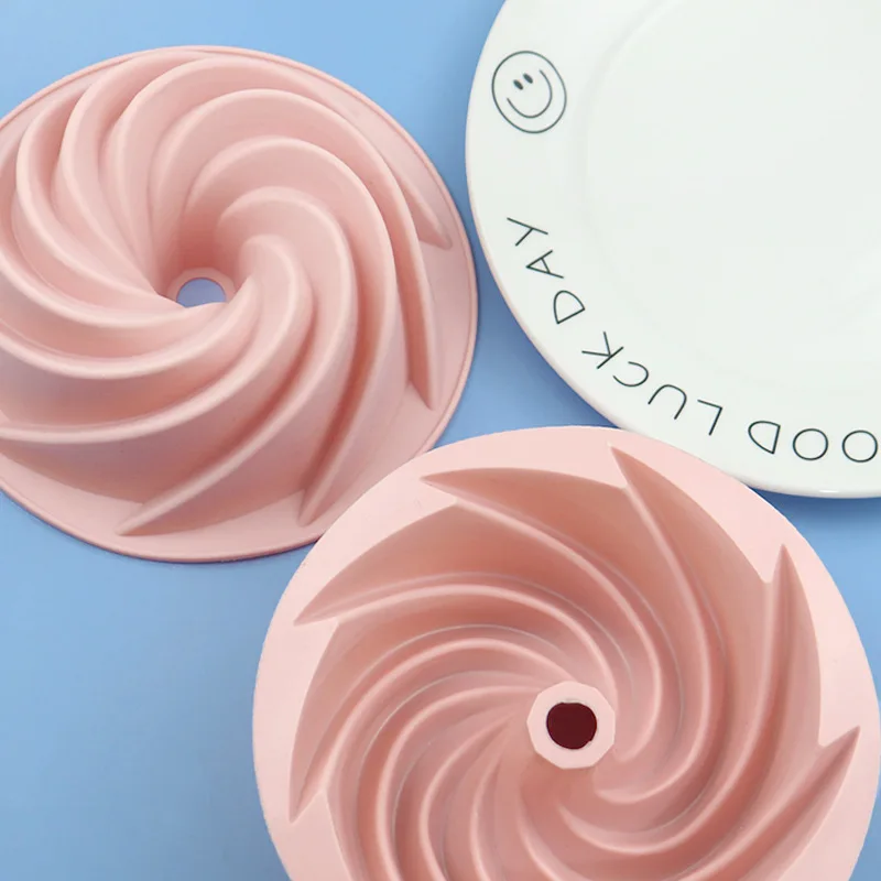 Wholesale Single Swirl Silicone Cake Mold, High-temperature Resistant Baking Pan, Large Bread Mould 1356
